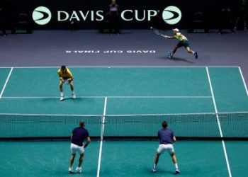 Britain see off Australia, Spain and Italy lose in Davis Cup