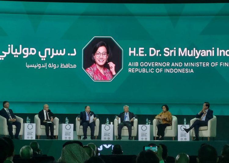 Sisi attends dialogue session on role of development banks 2 - Egyptian Gazette Sisi attends dialogue session on role of development banks 1 - Egyptian Gazette