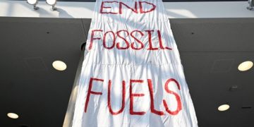 EU to seek COP28 deal on phasing out fossil fuels – draft document