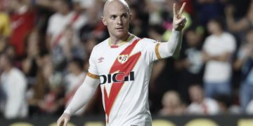 La Liga: Vallecano stuns Alaves 2-0