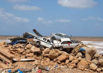 Libya floods wipe out quarter of city, thousands dead