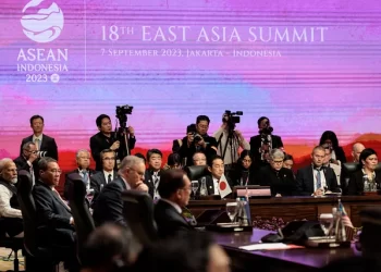 US, Chinese and Russian officials gather at South-east Asia summit