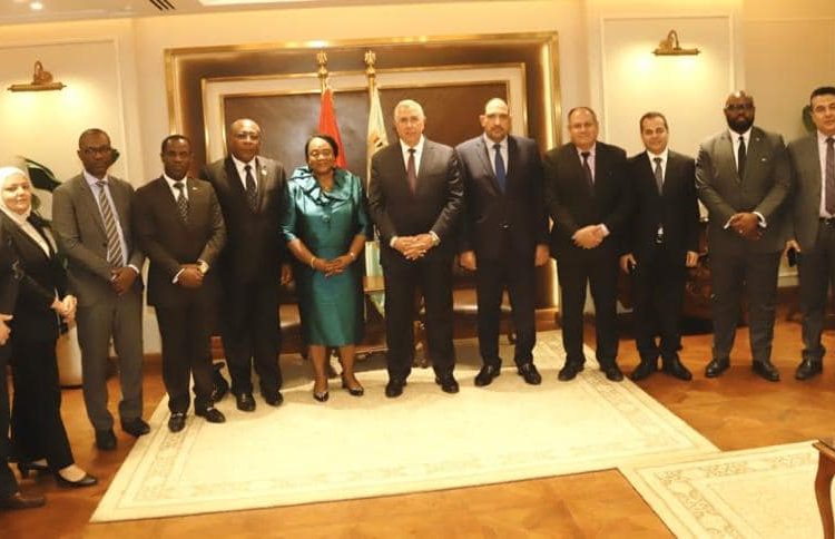 Agriculture minister asserts strength of ties binding Egypt, Equatorial Guinea 2 - Egyptian Gazette Agriculture minister asserts strength of ties binding Egypt, Equatorial Guinea 1 - Egyptian Gazette