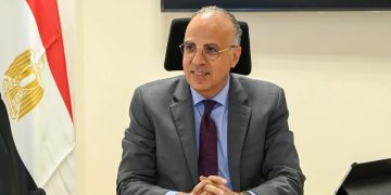 Irrigation min. stresses importance of maximizing use of Holding Company for Irrigation and Drainage 1 - Egyptian Gazette Irrigation min. stresses importance of maximizing use of Holding Company for Irrigation and Drainage