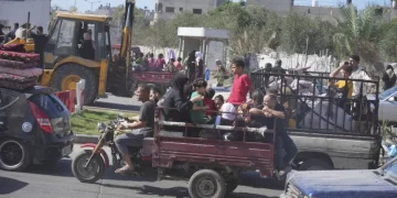 Palestinians struggling to flee south in Gaza after Israel gives an evacuation order