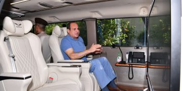Sisi inspects mobile centers of NEPSN 1 - Egyptian Gazette Sisi inspects mobile centers of NEPSN