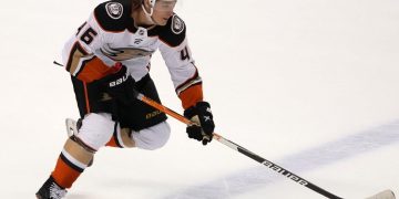 Ducks sign Zegras to 3-year deal 1 - Egyptian Gazette Ducks sign Zegras to 3-year deal