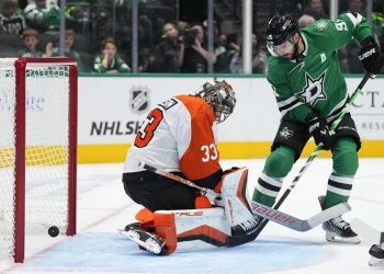 Jackets defeat Wild 5-4