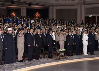 Sisi witnesses Armed Forces cultural seminar on Oct. anniversary