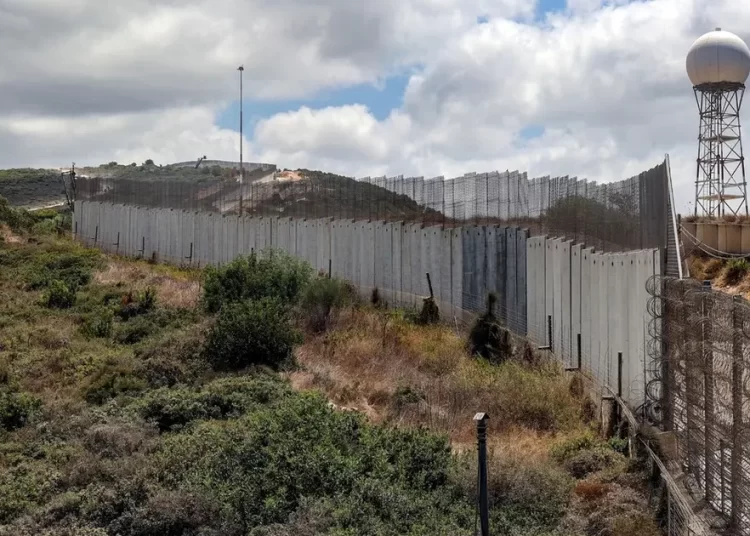 Hezbollah targets 3 Israeli military positions in Lebanese Shebaa Farms 1 - Egyptian Gazette