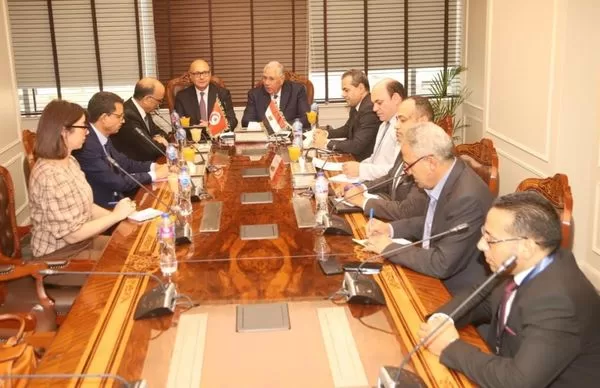 Egyptian-Tunisian talks to boost trade exchange, seed production 2 - Egyptian Gazette Egyptian-Tunisian talks to boost trade exchange, seed production 1 - Egyptian Gazette
