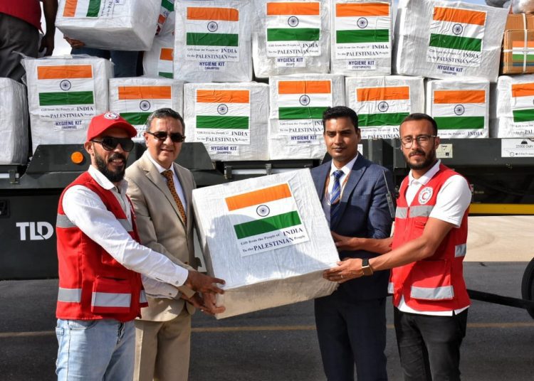 Humanitarian aid to the people of Palestine 1 - Egyptian Gazette