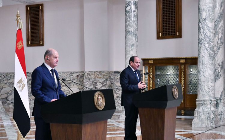 President Abdel Fattah El Sisi and German Chancellor Olaf Scholz during a press conference in Cairo on Wednesday.