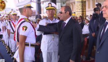 Sisi honours top Police Academy graduates