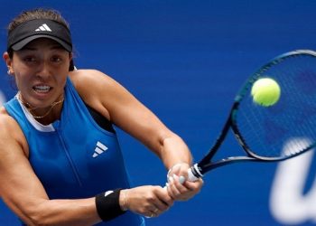 Pegula comes from a set down to deny Liu in Seoul