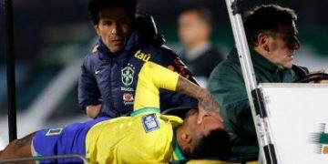 Neymar tears ACL while playing for Brazil in World Cup qualifying game