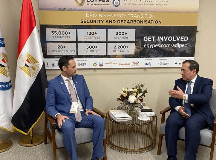 Egypt, Canada mull means to cement coop. on natural gas exploration 1 - Egyptian Gazette