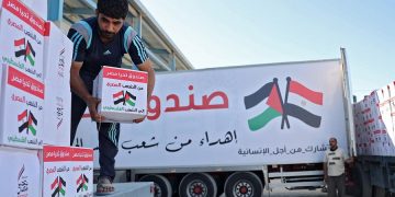 ‘Decent Live’ dispatches 100 relief trucks carrying 3,000 tons of aid to Gaza