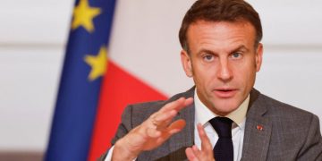 Macron asserts keenness on achieving peace in Middle East 1 - Egyptian Gazette Macron asserts keenness on achieving peace in Middle East