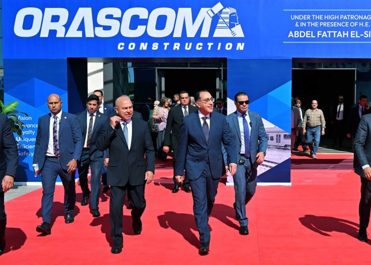 PM inspects transport ministry's pavilion at TransMEA 1 - Egyptian Gazette