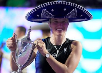 Swiatek dominates WTA Finals