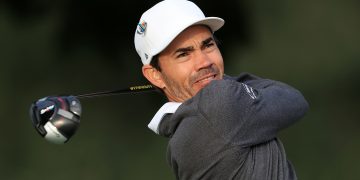 Villegas share lead in Mexico