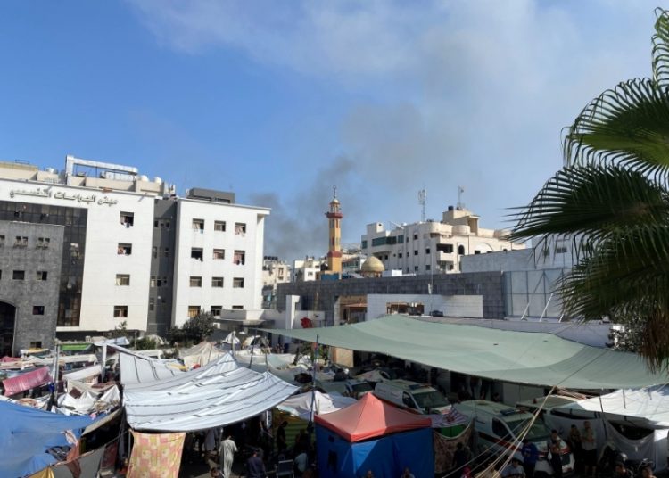 Al Shifa doctor says staff hiding from gunfire during Israeli raid 1 - Egyptian Gazette