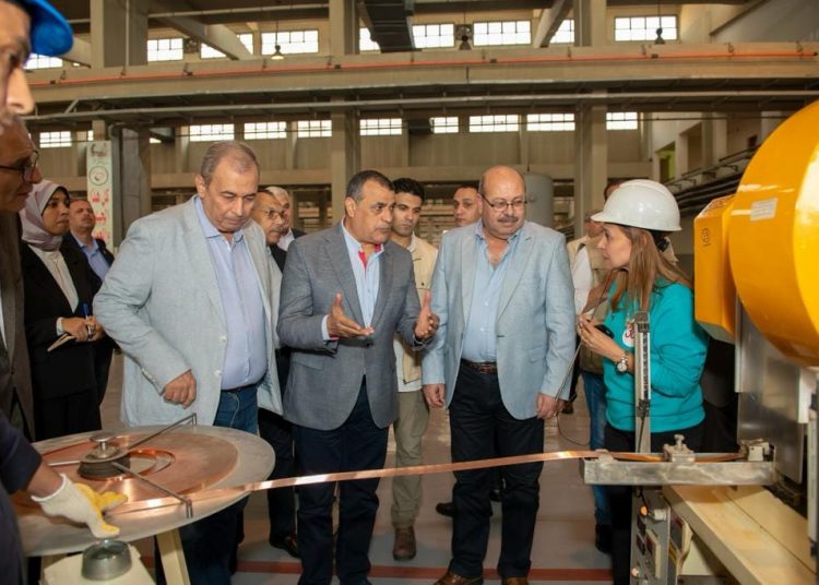 Military Production Minister inspects Abu Zaabal Company for Specialized Industries 2 - Egyptian Gazette Military Production Minister inspects Abu Zaabal Company for Specialized Industries 1 - Egyptian Gazette
