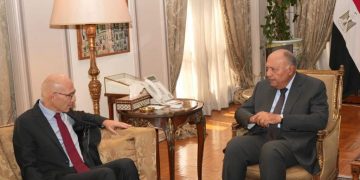 FM, UNHCR chief discuss situation in Gaza