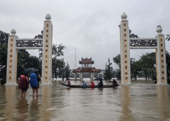 Thousands of homes underwater after floods hit Vietnam