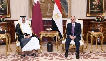 Qatari emir receives message from president Sisi on bilateral relations