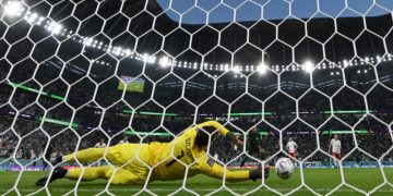 Al-Dawsari, Kerr take Asian confederation’s Player of the Year awards