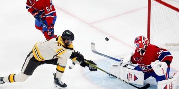 Bruins roll past Canadiens 5-2