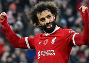 Klopp praises Salah as Egypt star hits EPL landmark