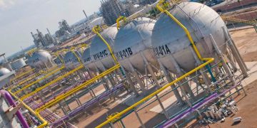 Brighter prospects as black gold, blue gas production brought out of the red (Part I) 1 - Egyptian Gazette Brighter prospects as black gold, blue gas production brought out of the red (Part I)