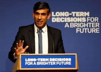 Britain brings together political and tech leaders to talk AI