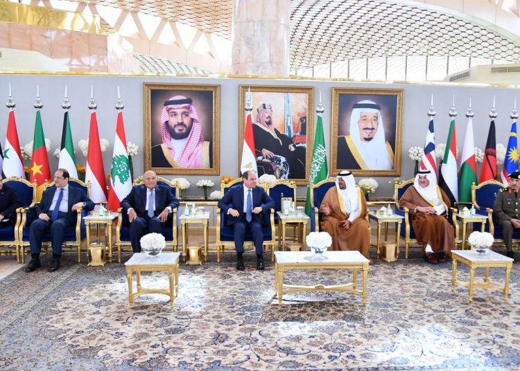 Sisi urges halt of practices targeting forced displacement of Palestinians 1 - Egyptian Gazette Leaders of Arab and Muslim nations demand immediate delivery of humanitarian aid to blockaded territory