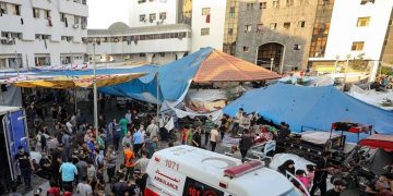 Israeli occupation besieges Ibn Sina Hospital in Jenin, orders its immediate evacuation