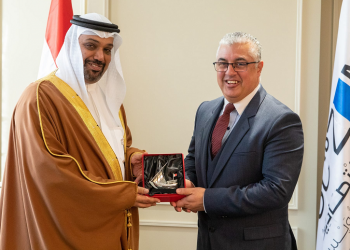 Bahraini ministerial delegation visits SCZONE’s HQ in NAC