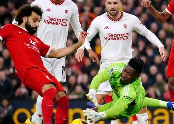 EPL: Liverpool held by Manchester United