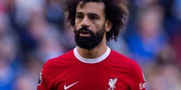 Salah ‘shares pain’ of grieving families at Christmas