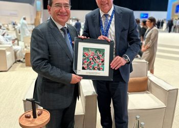 Petroleum min., US officials mull enacting laws on carbon uses