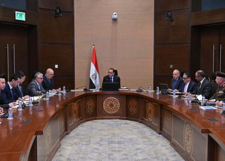 PM reviews proposal by Chinese company to benefit from waste water of desalination projects 2 - Egyptian Gazette PM reviews proposal by Chinese company to benefit from waste water of desalination projects 1 - Egyptian Gazette