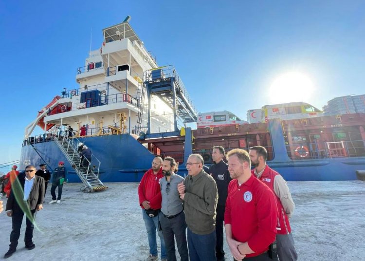 Turkish Ambassador to Cairo Salih Mutlu Şen speaking after the arrival of the Turkish ship carrying tonnes of humanitarian aid for Gaza at Arish port on Friday.