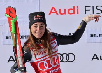 Goggia skis to victory in St. Moritz super-G