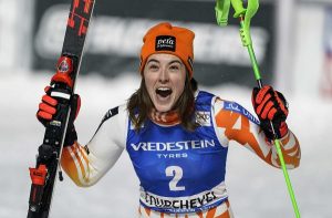 Noel leads World Cup slalom in Italy 4 - Egyptian Gazette