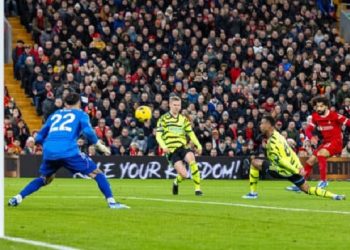 EPL: Arsenal goes toe to toe with Liverpool