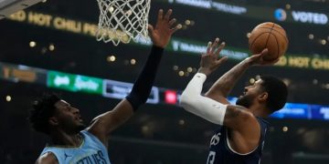 Harden helps Clippers stun Grizzlies 117-106