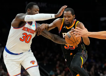 Knicks top Suns 139-122