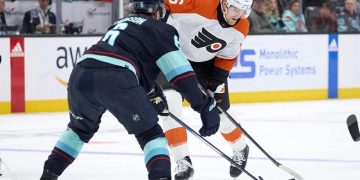 Schultz scores to give Kraken win over Flyers